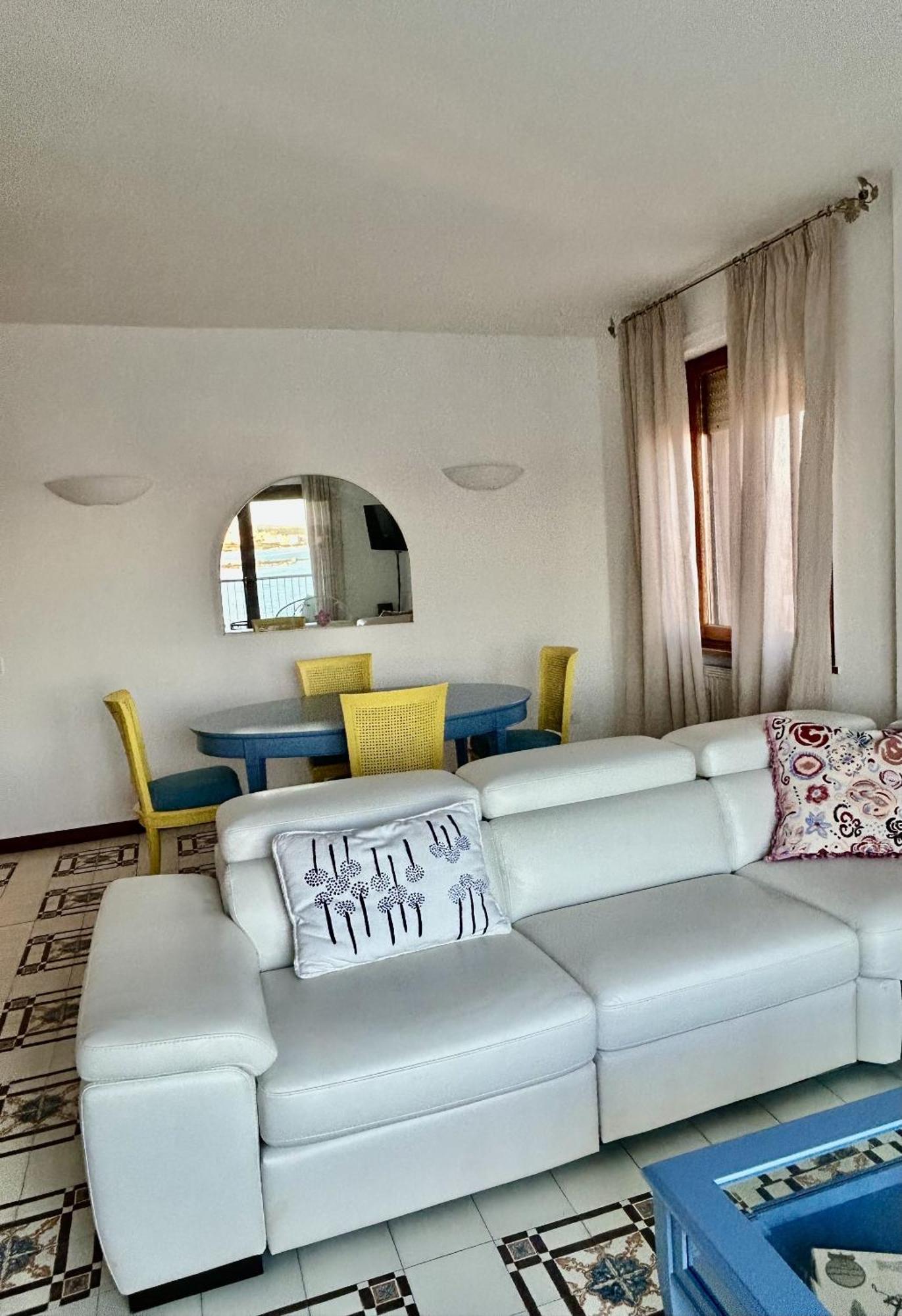 Mv Home Olbia Exteriör bild
